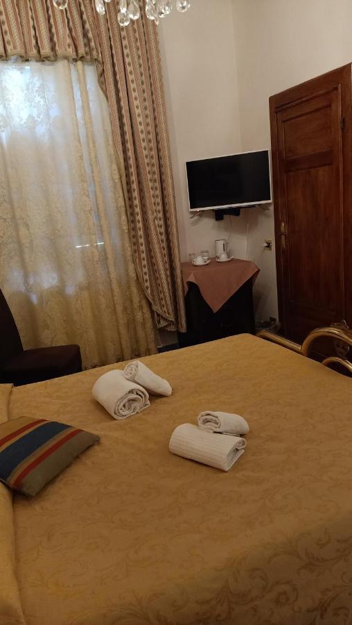 Relais Corso Storico Bed & Breakfast Pisa Exterior photo